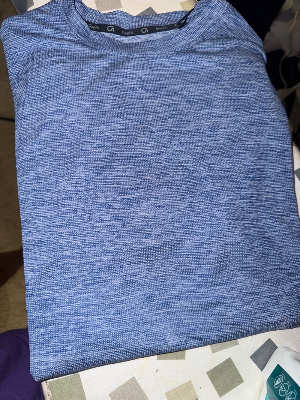 GAP Men's Short Sleeve Heathered Light Blue Tee